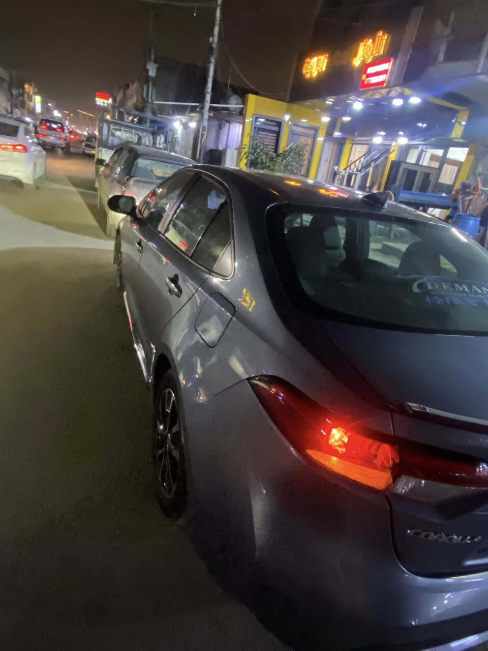 سلام عليكم كورلا موديل ٢٠ السيارة الموصفات كامره دواره هند بريك بصمه شاشه مكينه ١٨٠٠ المرغوب ماشيه ١٢٠ حدثها جاملغ وبنيد وهنا انطخت بالباب مال سايق السعر ١٣٠ وبيها مجال بسيط حك الجيه ملاحظه تحويل ثاني يوم مكاني بغداد الدوره وهذا رقمي ***********واسيا***********
