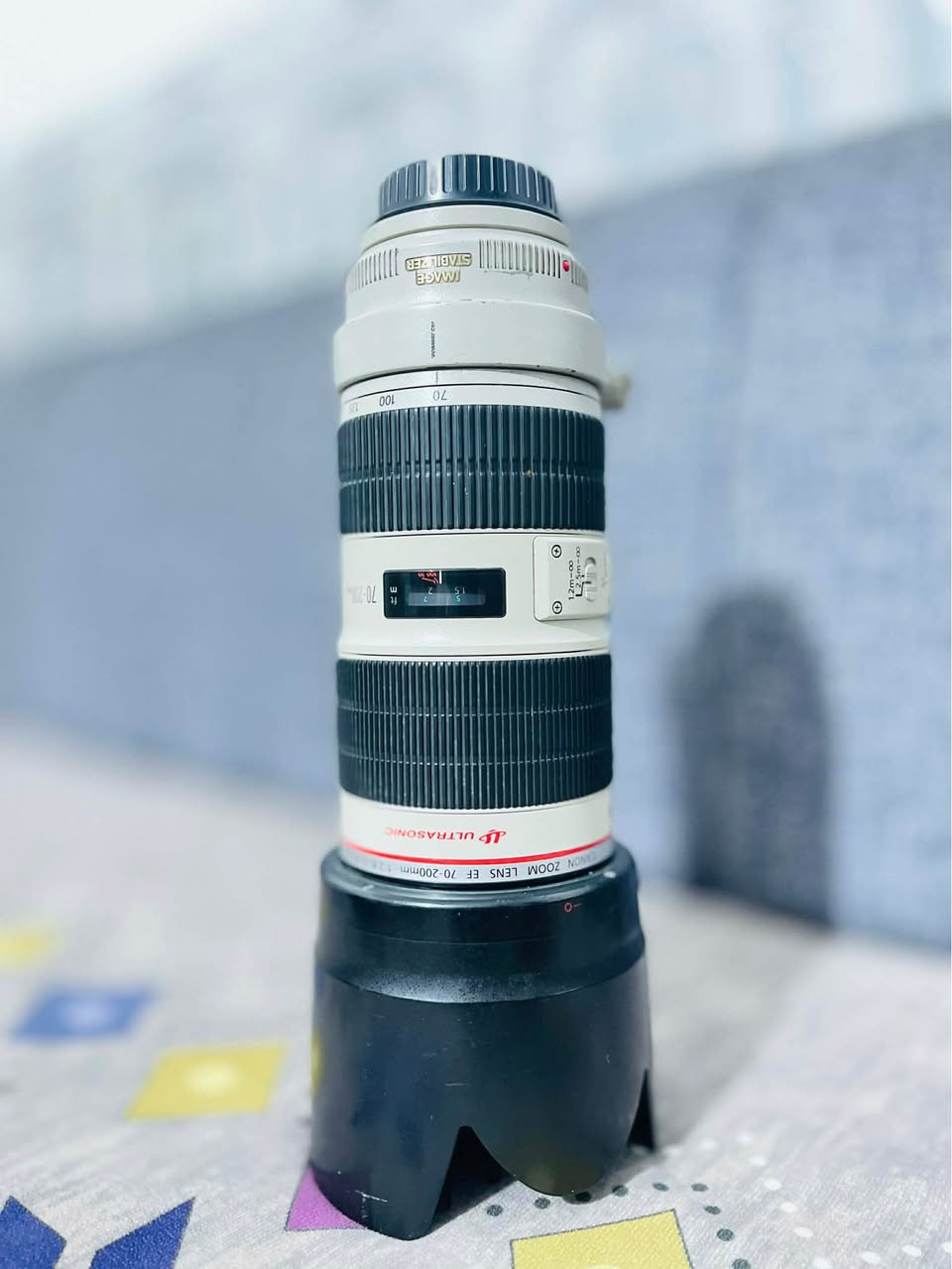 كامره كانون دي فايف مارك ثري. D5lll
 مع عدسه كانون اصدار ثاني دبل 70/200
ملحقاتها كرب حزام رام ثلاث بطاريات 
مكاني النجف 
السعر خاص تفضل او تراسل واتساب 
*********** Singapore
