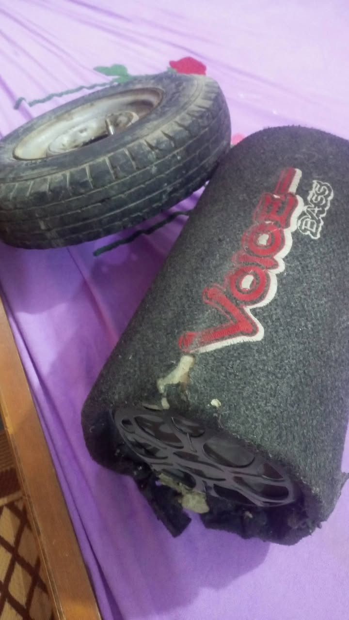 سلام عليكم مضخم وسبير البيع بس التاير تعبان ويل جديد ومضخم شغال عنوان كربلاء قرب مستشفى الكفيل 

‏‪***********‬‏
