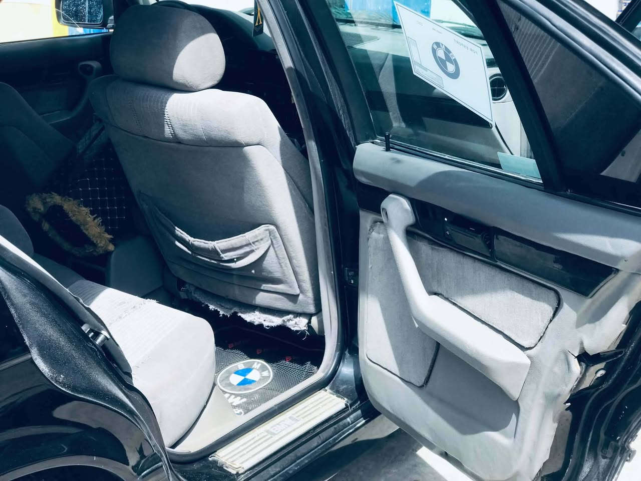 سلام عليكم BMW 1994Ai بلاد 525
رقم سلمانيه باسمي لغايت ٣١
سياره فول فول بس بدون فتحه بدون اي نواقص سياره جهزه من كول نحيه بدون تخه بدون معجون بدون تعدين سياره عل بلاد شط من دعاميه للدعاميه سعر ٨٤ وبي مجال للشراي ***********
