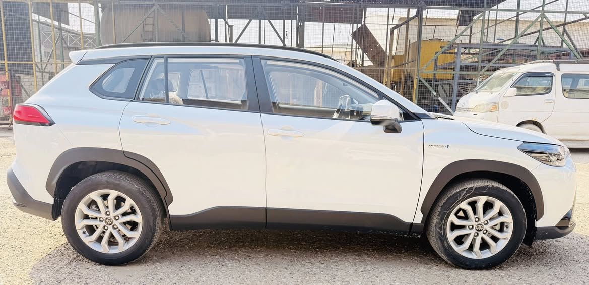 فرونت لاندر 2024 HEV كفالة عامة 
 رادار ،كشنات جلد ،سلايد روف  كرسي سائق كهرباء ، صندوق كهرباء ,محرك 2000  
ماشيه 30 الف كيلو , هايبرد شحن ذاتي كل المواصفات اصلية بدون  عمل
بصمة ، دخول ذكي   
هاندر بريك بصمة ، اوتو هولد ، ٣ وضعيات قيادة ، تحديد مسار ، اوتو بريك ، مثبت سرعة 
 حساس اطارات  ، كامره خلفية ، تحكم سترين 
 رقم بغداد
26 مليون   
عنوان بغداد الدوره
***********
