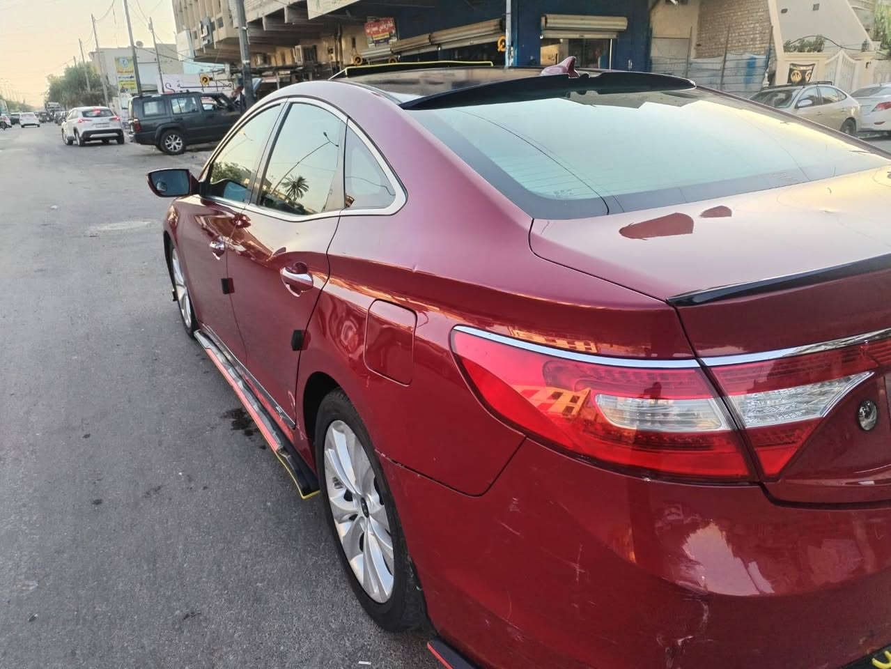 سلام عليكم سوناته ازيره موديل ١٢ بيه ٣ قطع صبغ كيرومكينه جددتبريد ثلج اوتوتخم تايرسنويه جديده مشروع وطني بغداد العنوان الحريه سعر٩٨ وبيه مجال الاتصال ***********

