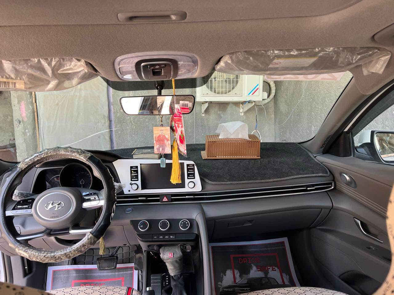 السلام عليكم انتره مديل 2023خليجي فول مواصفات رقم بغداد سياره مال اقصاد (مواصفات السياره تشغيل عن بعد بصمة تشغيل بصمة ابواب صندوق بصمه محرك 1600تيربو شاشه كبيره تبريد وتتفئه قطعتين لد امامي حساسات جميع لتجاهات فتحه سقف نضام ترحيب عنده لقتراب جنطه ذكيه فتح عنده لقتراب كامره دواره شحن لاسلكي مبايل شاشه لمس اربعة انضمه قياده +نضام رياضي فول تحكم ستيرن اشاير بال
مري ) دكمه تحويل كامره شاشة عطل (السعر
160 وبي مجال ) الرقم
الهاتف***********متواجد واساب المدينة, البصرة
