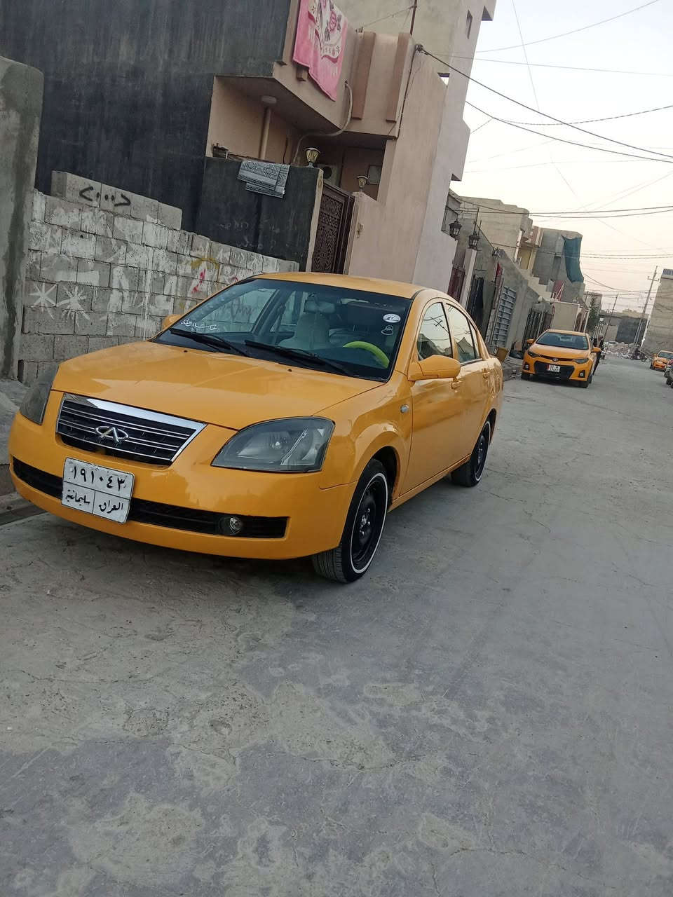 السلام عليكم شيري اي 5 موديل 13 السياره تبريد تدفئه كله شغال وبالشرط دفتر بنزين بيها السعر 48 والشراي يجي على الخاص/***********
