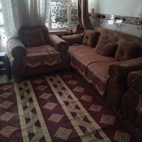 للبيع تخم قنفات عدد 2وكراسي عدد 2 سعره ١٥٠ مكاني بغداد اكميره الاستفسا...