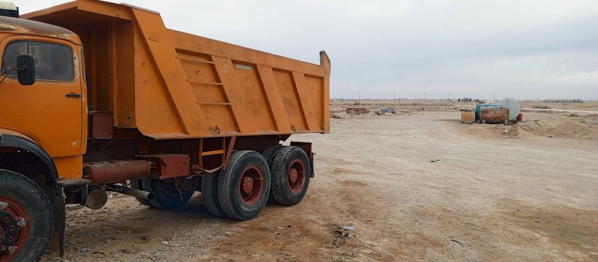 السلام عليكم من سياره قجمه سكس ويل موديل 82 سوبر بلادي  بدي مايلر بلادي شاصي بلادي صبغ بلادي سياره مكفوله كفاله عامه  مكينه مجفته جديد سياره مال جناي  وخير من الله تبريد شغال  سياره جاهزه  رقم نينوى   السعر اتصل على الرقم 
***********
