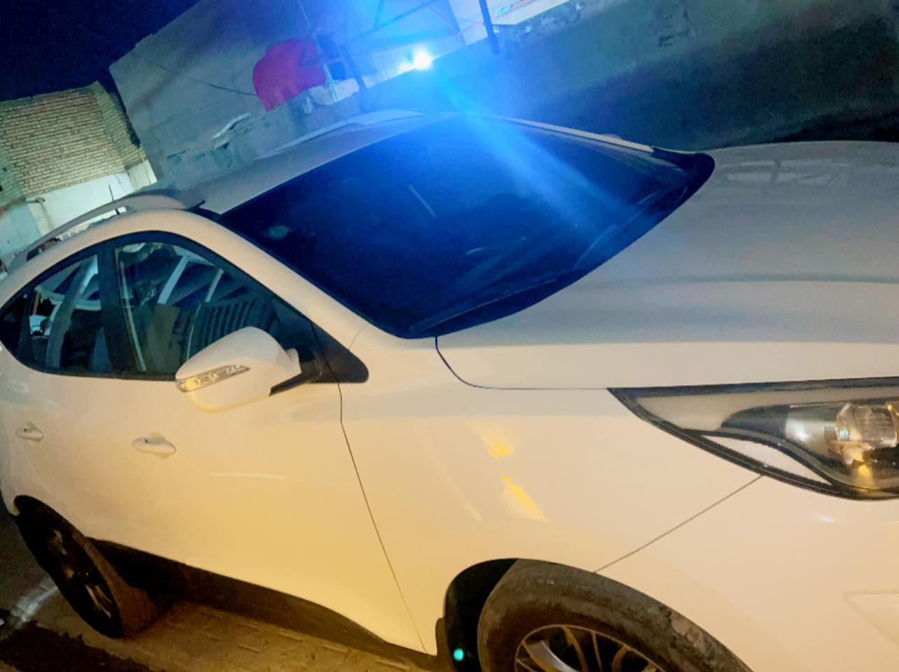 السلام عليكم
توكسان مديل ٢٠١٥
سياره كفاله عامه ماعده بارد بسيط
تبريد شغال كهربائيات شغاله 
مابيه اي نقص 

السعر ١٥٨ وبيه مجال قليل للشراي 
مكان السياره نجف كوفه 
 
تواصل الاتصال ***********
