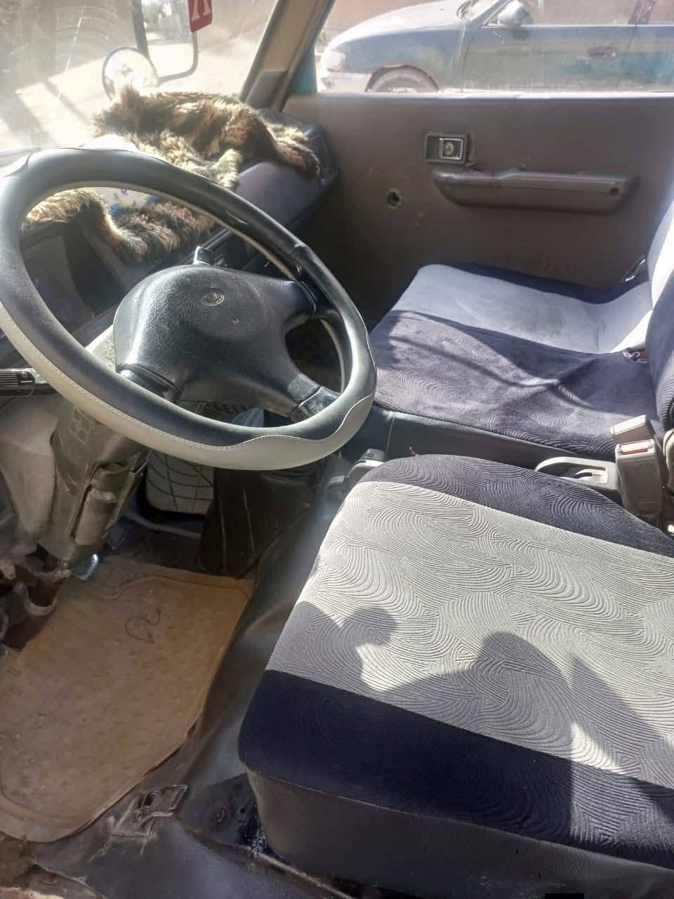 كيا بنگو موديل ١٩٩٦ جاهزه كير واكسل ومحرك مجفت جديد ومدوشمه جديد صدر نضيف كهرباء كلها فول سياره معمره كامل خياسات عده الدوسه مال الباب اليمنى والباب الخلفي مصبوغ ومبولشه بوليش كامل  رقمها انبار وبسمي وتحويل ثاني يوم ومحجرها وياها

السعر 50 وبي مجال بسيط 
***********
