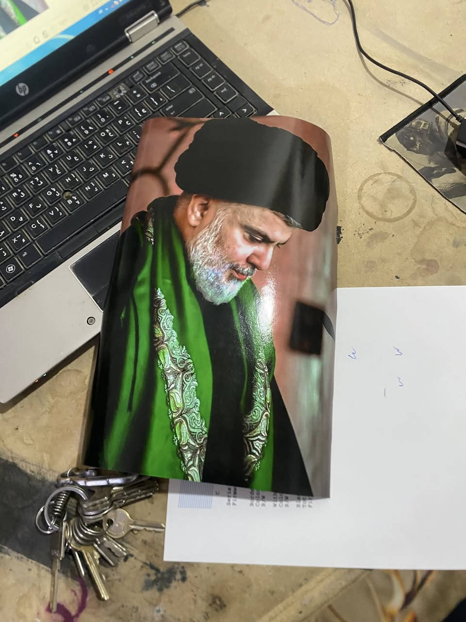 طابعه ايبسون L8050طباعه صور وعاج عظم
وطابعه كانون G3411
وطابعه حراريه لطباعه او مكبس حراري مامفتوح ابد بعده بكارتونه 
وتساب(***********)او(0781810000)
