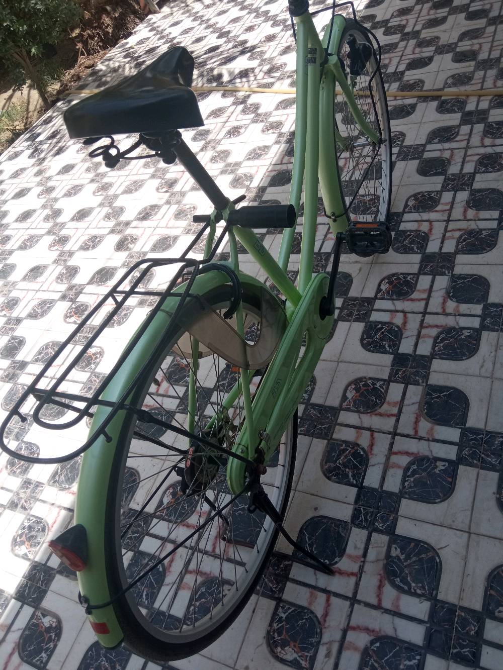 سلام عليكم شباب بأيسكل للبيع  المكان ناصريه  الغراف 
