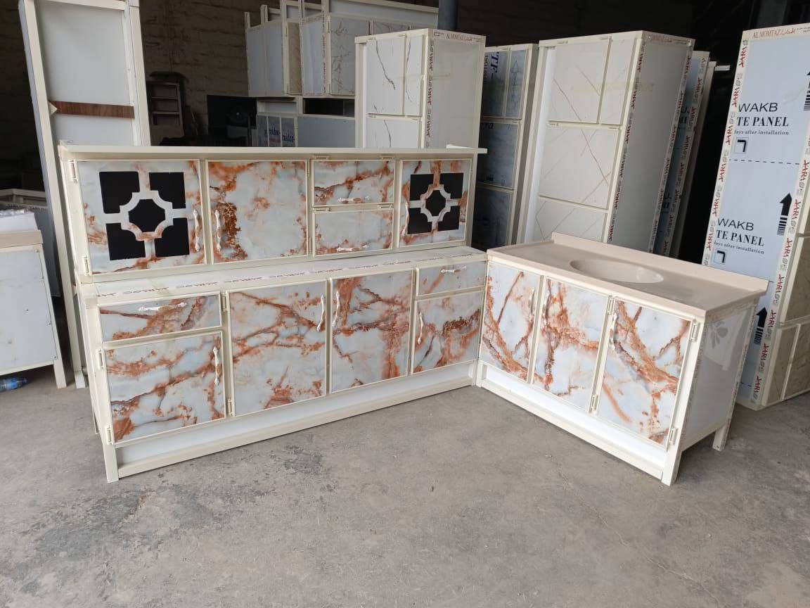 كاونتر مترين مع ملحق مترين مع سنك

مرمر متر و 20 السعر 315
للحجز خاص او واتساب 
***********
