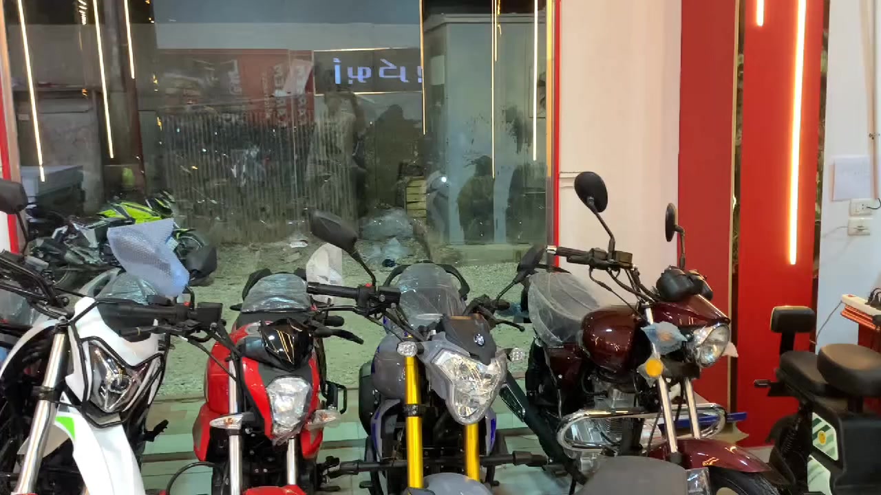 أقل اسعار عند الكنج ابو كريم استلامات فورية ويوجد شحن لي جميع المحافظات


**إذا كنت صاحب هذا الإعلان وتريد حذفه لأي سبب، رجاءا أرسل رسالة إلى الدعم الفني**