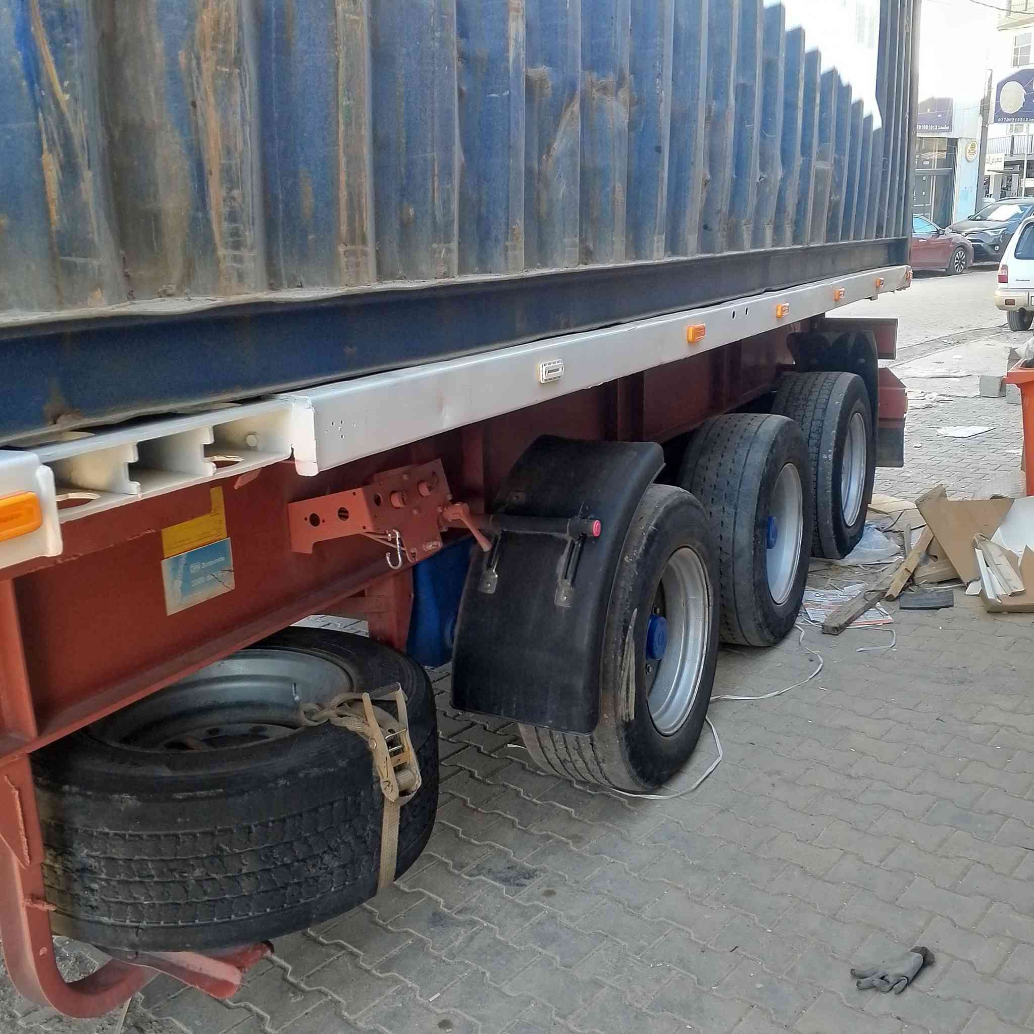 عربانه للبيع 
الطول 12ونص تخم بريك تخم كهربائبايات عربانه جاهزه مطبخ وثلاجه وصناديك تانكي مي عربانه عايزه زوج لان تايراته زوج نص عمر 
الشراي 65 وييها مجال للطيبين 
*********** عنوان بغداد
