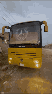 مرسيدس ٩٥ • ٥٢ راكب • جاهزة للعمل