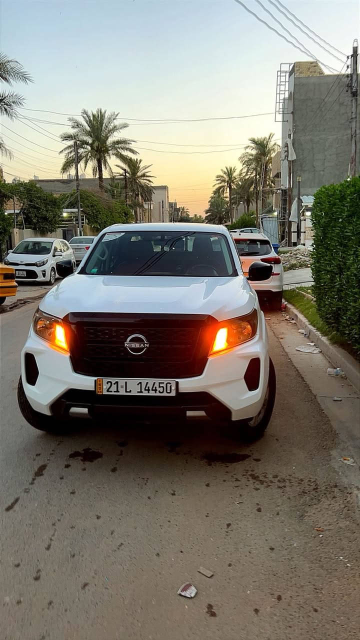 نيسان نيفاره موديل 2024 خليجية
كير عادي
ماشيه 20 KM سياره زيرو ع ايدي ماخذه
رقم اربيل الدولي ب اسمي تحويل مباشر
داخل جلد احمر بلادي 
كامرا حساسات 
تحكم سترين جهتين
السياره جديده بدون شخط ولاطخه بلاديه
السعر 215 وبي مجال بسيط
مكاني بغداد العامريه
***********
