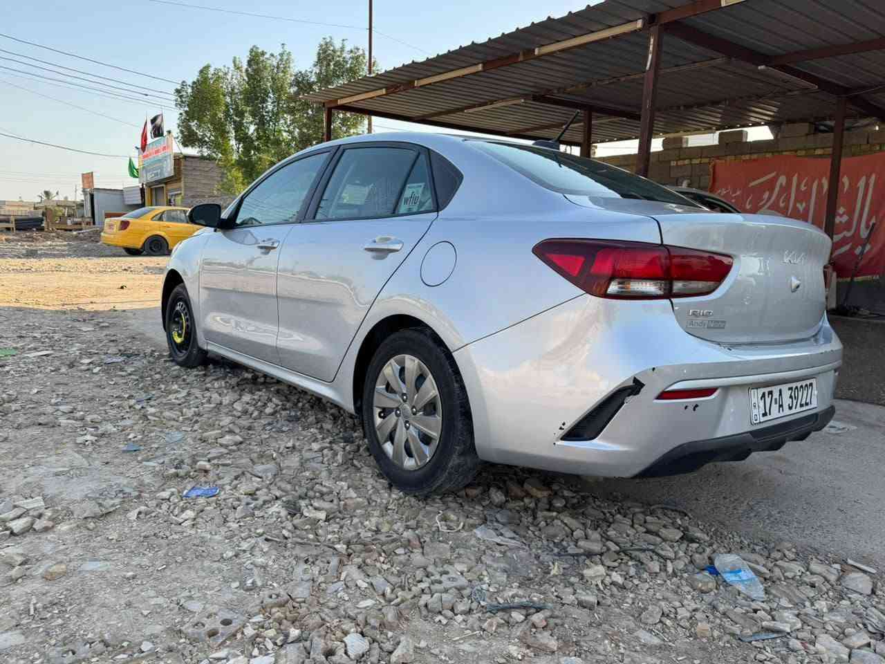 السلام عليكم البيع البيع كيا ريو 2023رقم مثنى معوقين
تنباع على حادثه الموضح بالصورة 
السعر مناسب 
***********
العنوان بغداد تقاطع نهروان 
ملاحظه اني مكلف خاص 🔒
