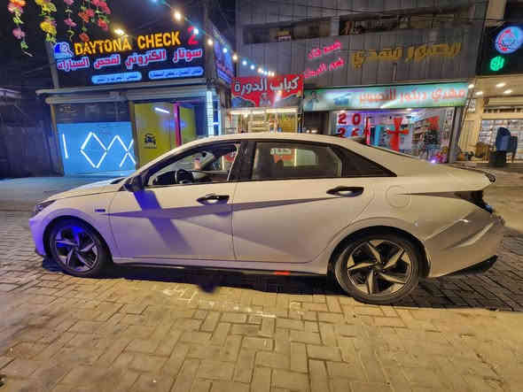 سلام عليكم ، للبيع 

النترا N line 2021 

السياره فووووول الفول اعلا مواصفات رادارات حساسات فتحه كشنات جلد كهربائي السياره مكفوووله كلها فقط ربع البنيد وصور الحادث واضحه بالمنشور كلش بسيط 

السعر مناسب 

مكاني بغداد الدوره  

الشراي يتصل ويدلل 

***********
***********
