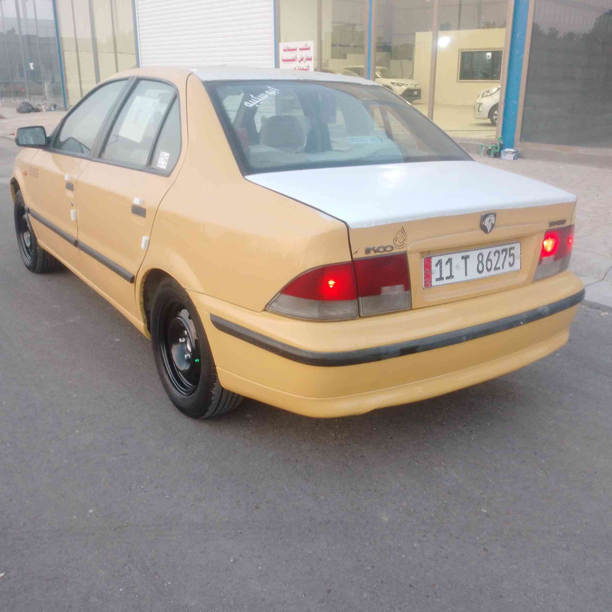 سلام عليكم للبيع سمندموديل 2011سياره خير من الله لاضربه ولاصبغ مكينه كير صدر تخم تاير عارضه 36مكاني الزعفرانية ***********
