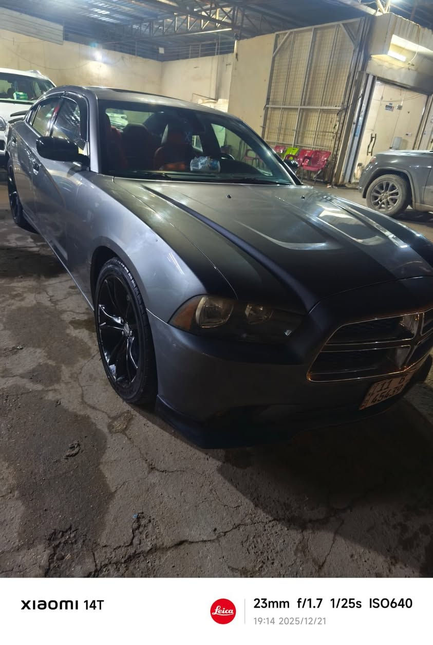 السلام عليكم 
سياره للبيع جارجر 2012وارد خليجي 
السعر 163$
سياره نضيفه حلوه 
بيه بارده خفيفه موضح بلصوره 
التواصل مع الرقم ‭0770 524 4948‬
