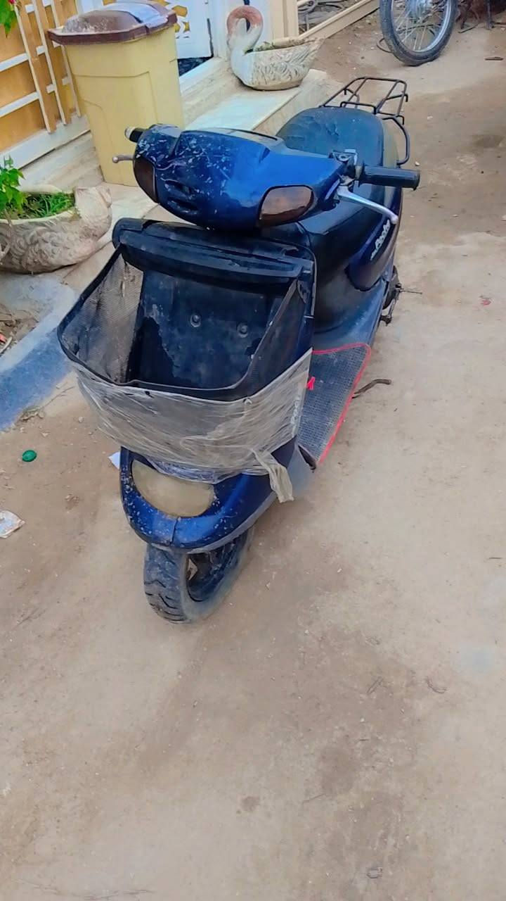 دراجه للبيع. السعر 300 وبيه مجال قليل
العنوان كربلاء المعملجي 
***********
