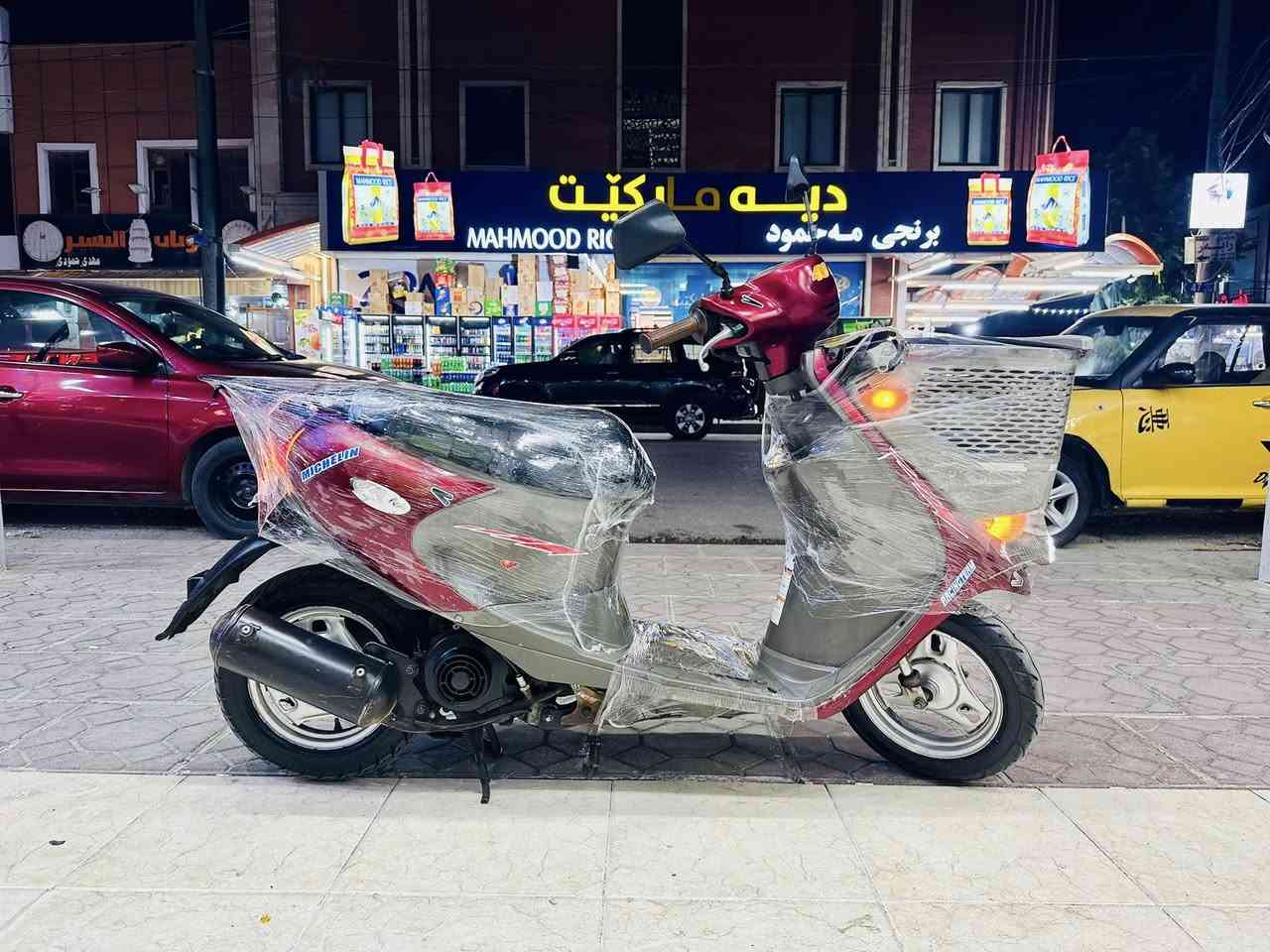 للبيع متور، ياباني نوزل محرك طلقة كهربائيات كامل شغال نكرة سلف تايرات جدد السعر 290 الف فية مجال رقم التلفون *********** فية واتساب
