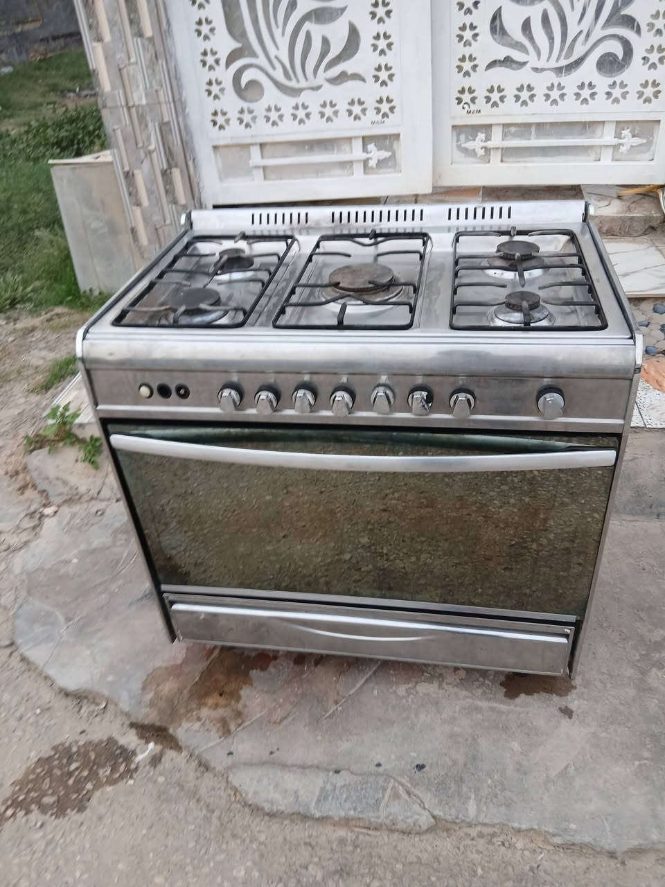 طباخ مصري
ضمان سنه نيوفريسال 

وتس ***********
