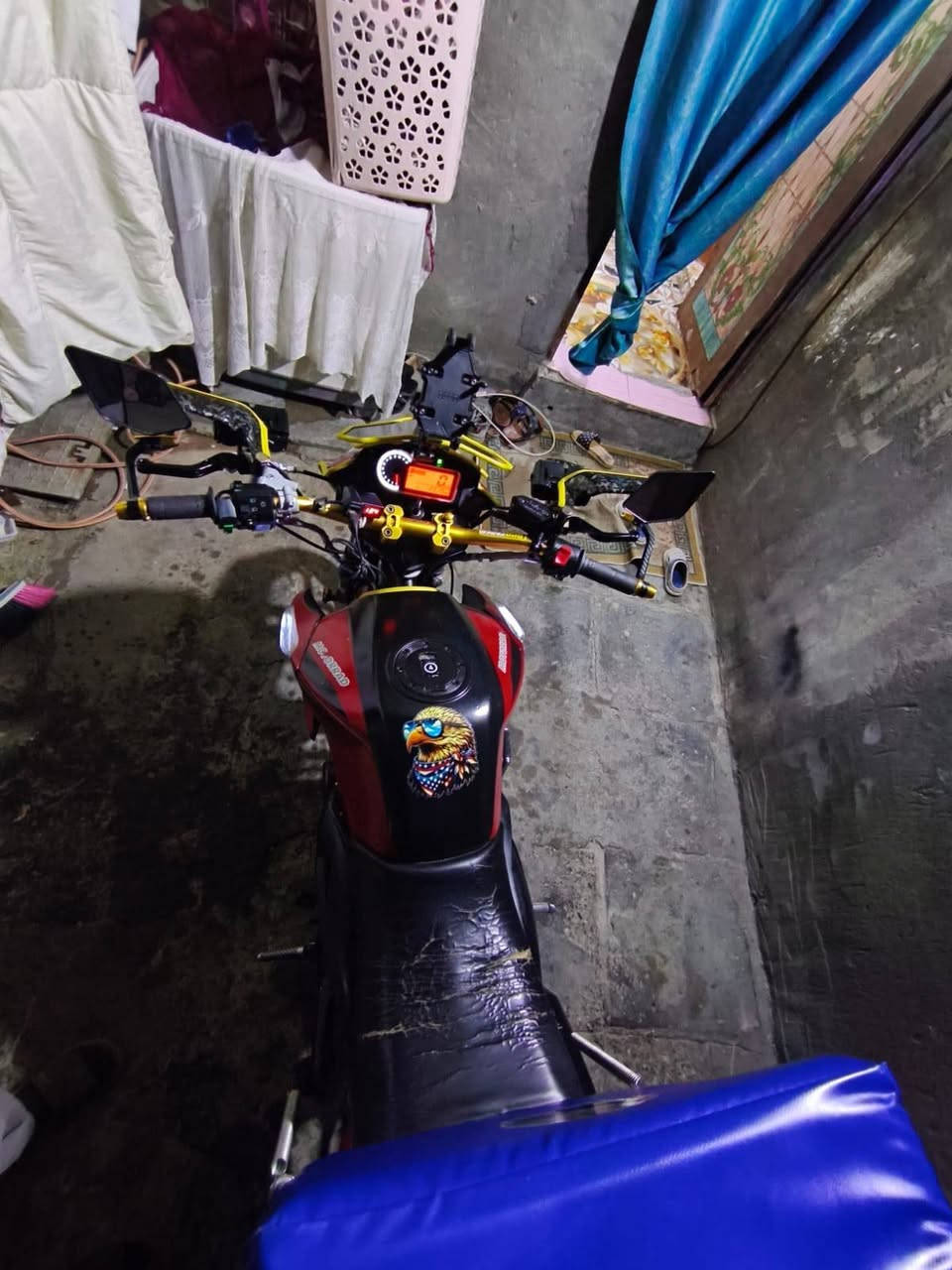 دراجه موتوراي بطح مكينه 200cc مكينه جديده استعمال 3اشهر برغي بلمكينه ما مفتوح كلجات بلاديه نهضه فول  دراجه خير من الله نكره سلف التصوير ضالمها بلواقع بعد كلش احله وارتب سعر الدراجه مليونين وبيها مجال بسيط  للشراي للتواصل *********** واتساب واتصال
