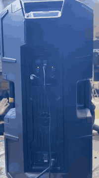 #زوج RCF 915 ART  بواطية 2100 واط
إيطالي 🇮🇹 وكاله 
#السعر 12 ونص 
☎️***********.        #سوق_الشيوخ
