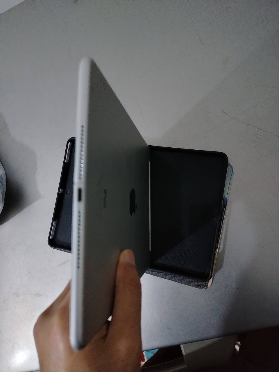 ايباد  Air2  حجم الشاشة 10  ذاكرة 128 يشغل كل البرامج واليوتيوب والتيكتوك. وتحديثاتة كاملة السعر ب120 بي مجال


**إذا كنت صاحب هذا الإعلان وتريد حذفه لأي سبب، رجاءا أرسل رسالة إلى الدعم الفني**