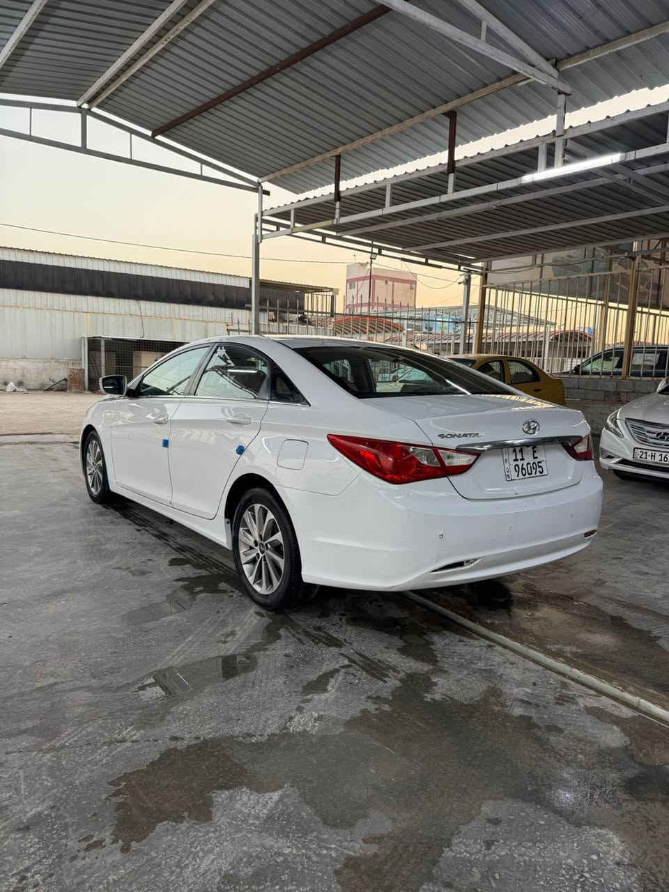 السلام عليكم
للبيع سوناتا 2014 الشركة العامة رقم بغداد الجديد بااسمنا 
السيارة مكفولة من الصبغ 
موصفات السيارة شاشة تاب كار بلي مري شفط حساس خلفي كامره خلفية دوارة كشن كهرباء 
مكان السيارة بغداد اليوسفية طريق حلة بغداد قرب محطة وقود السيسبان

***********
