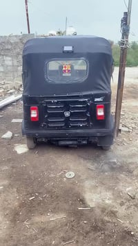 تكتك 18 اوراق نضيفه مابيها اي نقص مكينه 20 السعر 4 وبيها مجال بسيط مكا...