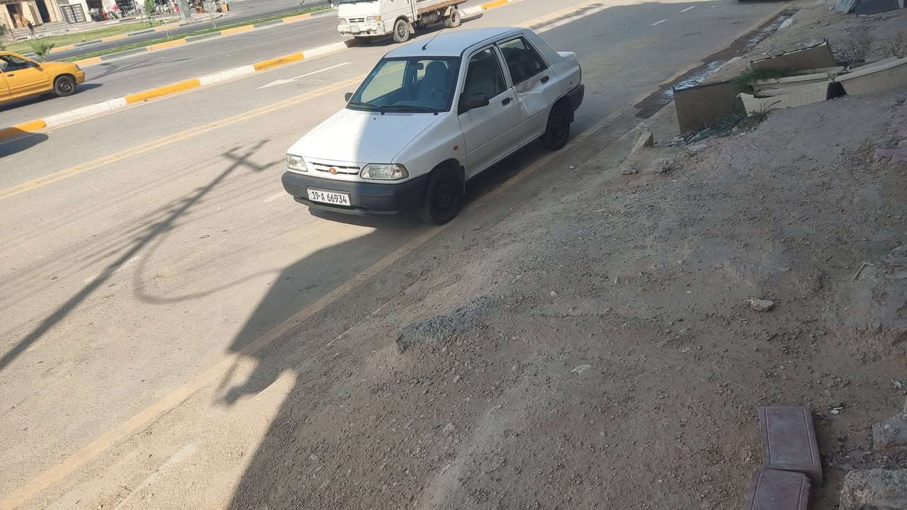 سلام عليكم  سايبه خصوصي للبيع فقط كفاله عامه بس هاي ضربت الباب بيهه وخط ع جاملغ مثل ماموضح بالصوره السياره على ايدي تخم تايرات جدد اي خياس مابيهه  اي شي مابيهه موديل 23 بسمي شنو اتريد حاضر ماشيه 73
 السعر 70 وبيهه مجال المكان كربلاء حي الاطارات


**إذا كنت صاحب هذا الإعلان وتريد حذفه لأي سبب، رجاءا أرسل رسالة إلى الدعم الفني**