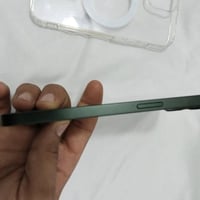 ايفون ١٣ ١٢٨ • زيتوني • بطارية ٨١%