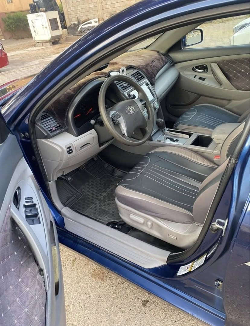 كامري 2007 وارد أمريكي رقم بغداد الماني بأسمي تحويل ثاني يوم
محرك 2400 

كير أوتوماتيك   مبدل حاويه وارد ياباني 

ويل كب 17 

شاشه وكامره 

تحكم استيرن وكروز سرعه 

تبريد  ثلج تدفئه 

سياره مصبوغه عام اثر شخوط حادث جاملغ خلفي وباب وره سايق بدون دواخل

سياره جاهزه بدون نقص  

 السعر  85 وبيها مجال قليل 

مكان السياره 😕 هيت

***********
