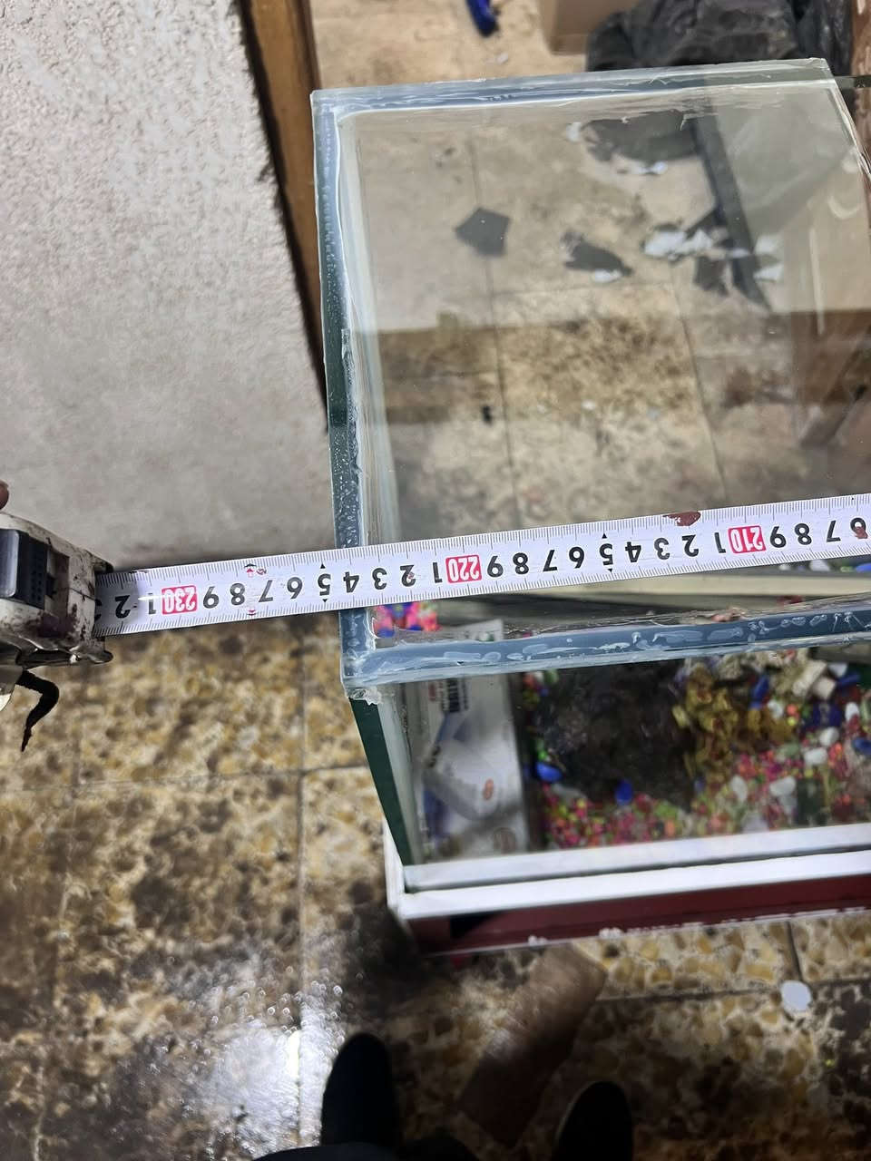 حوض اسماك ديكور مطعم للبيع
القياسات ٢٢٥*٦٠*٣٠
هو وكل الاجهزة والالعاب والحجر وياه 
السعر ٣٥٠ الف 
العنوان البصرة مركز 
***********
