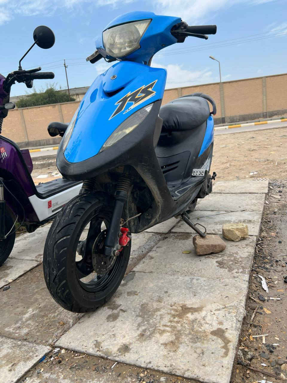 السلام عليكم شباب دارجه ماكس للبيع السعر 550 إدراجه شحن جديده السعر 250 وبيهن مجال قليل
*********** المكان واسط قضاء النعمانيه
