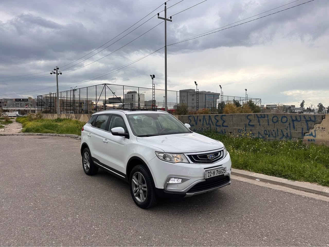 جيلي ام كراند 2021 فول مواصفات ده عامي بو ده عامي به شه رت سيرفسي هه موو له شه ريكه كرايه  هه موو شتي نويه 
122 ورقه 
***********
*********** أربيل, العراق
