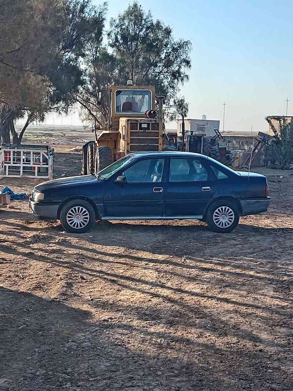 السلام عليكم للبيع اوبل فكترة ١٦موديل ٩٢ رقم ديالى شرط التحويل سيارة حلوه بلادية بيهة طخة جاملغ خلفي عكس السايق المكان ديالى العظيم السعر ٣٠ وبيهة مجال بسيط *********** او ***********
