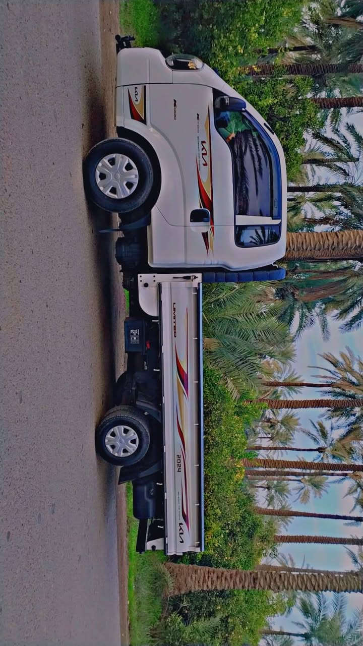 موديل ٢٠٢٥ مبدل بيه باب و بنيد فول مواصفات مكاني بغداد مشاهدة رايده ب١٤٠ وبيه مجال ***********
