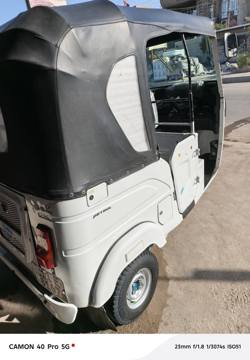 سلام عليكم تكتك لبيع 2022 تكتك كفاله عامه بعد احلا من صور مكاني بغداد العبيدي سعر عل تصل وبل خدمه ***********
