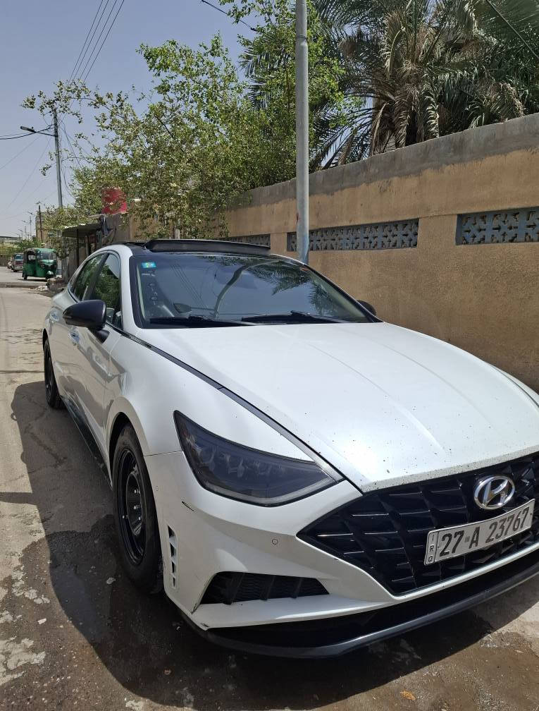 للبيع 
السلام عليكم 
هيونداي سوناتا موديل ٢٠٢٢ لمتدد 
محرك 1600 تيربو 
رقم ناصريه معوقين 
سياره فول موصفات للأخير 
من كامرات 360
 كشنات جلد + تبريد وتدفئه + كشنين كهرباء 
شاشات 2 
بنوراما 
شحن لاسلكي 
تشغيل عن بعد 
وتقديم وترجيع عن بعد  
وبيها هواي موصفات 
سياره جاهزه من كلشي 
ماشية 90الف km
سياره كفاله كير ومحرك 
البدي مثل ما بين ب الصور بس حادث أمريكا 
وباقي السياره كفاله 
السعر 168 وبيها مجال 
العنوان 
البصرة المعقل 
*********** البصرة, العراق
