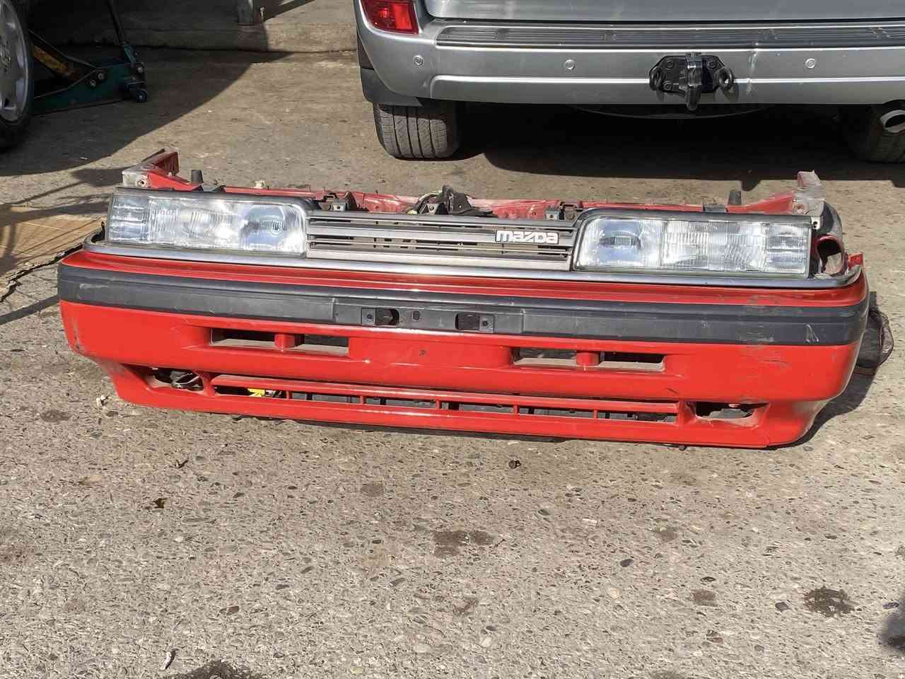 سلام عليكم اصديقان واحبانه  وصل الجديد غراض كامل مازده ماجاوب تعليق خابرني تدلل ***********
