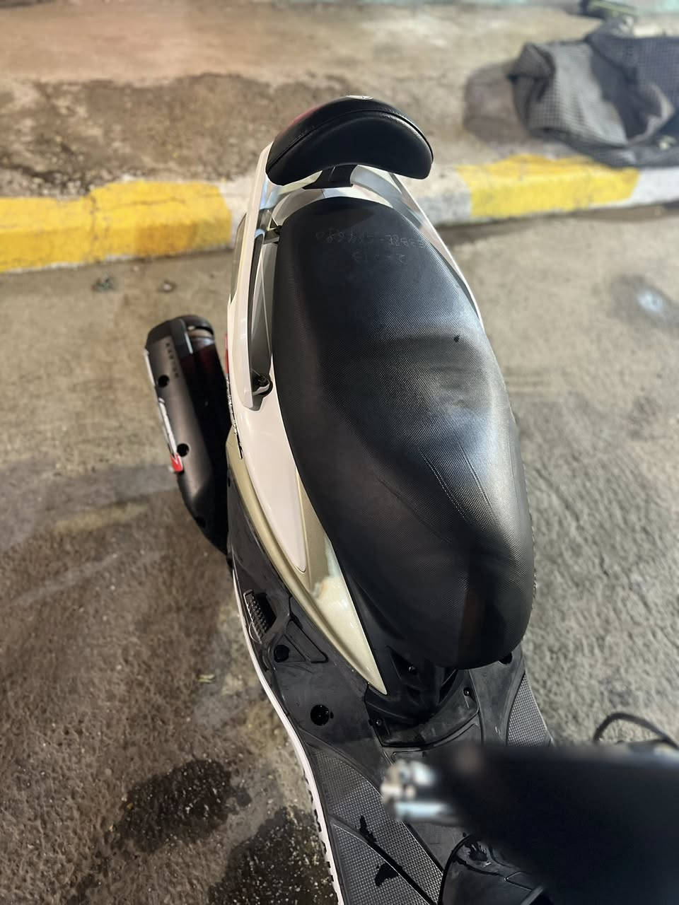 السلام عليكم سكنس فحل نوزل خطين مكفوله منزلها رمبه ع ايدي قبل ٣اشهر اوراقها موجوده مراوس  بي سي اكس فقط شعندك مرارس نزل مكاني بغداد


**إذا كنت صاحب هذا الإعلان وتريد حذفه لأي سبب، رجاءا أرسل رسالة إلى الدعم الفني**