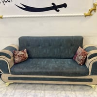 للبيع تخم 🔟 مقاعد للئمانه تخم نضيف كلش  سعر 400 وبي مجال بسيط رقم 0773...