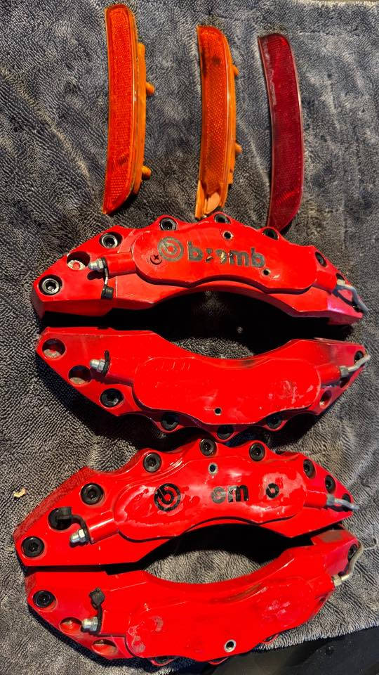 سلام عليكم غراض جارجر الاسعار مرفقة بالصور
مكاني بغداد 
***********
