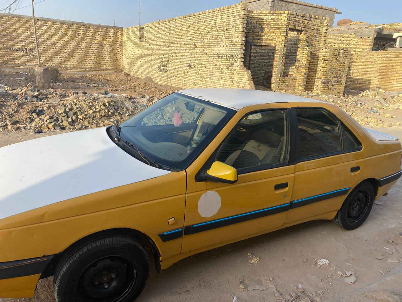 السلام  عليكم
سياره للبيع  نوع بيجو ٤٠٥ موديل ٢٠١٢سياره كامله ونضيفه وكفاله محرك وكير وكشره كدامك استفسار تصال على رقم 
***********
