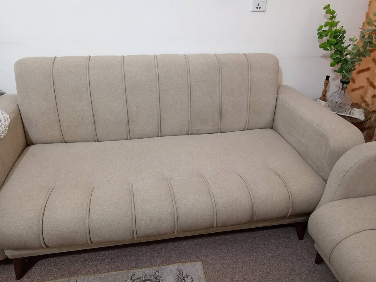 نص تخم. قنفة وحده. 3 مقاعد
وكراسي عدد 2 نظيف مكان الزعفرانيه
السعر /150


**إذا كنت صاحب هذا الإعلان وتريد حذفه لأي سبب، رجاءا أرسل رسالة إلى الدعم الفني**