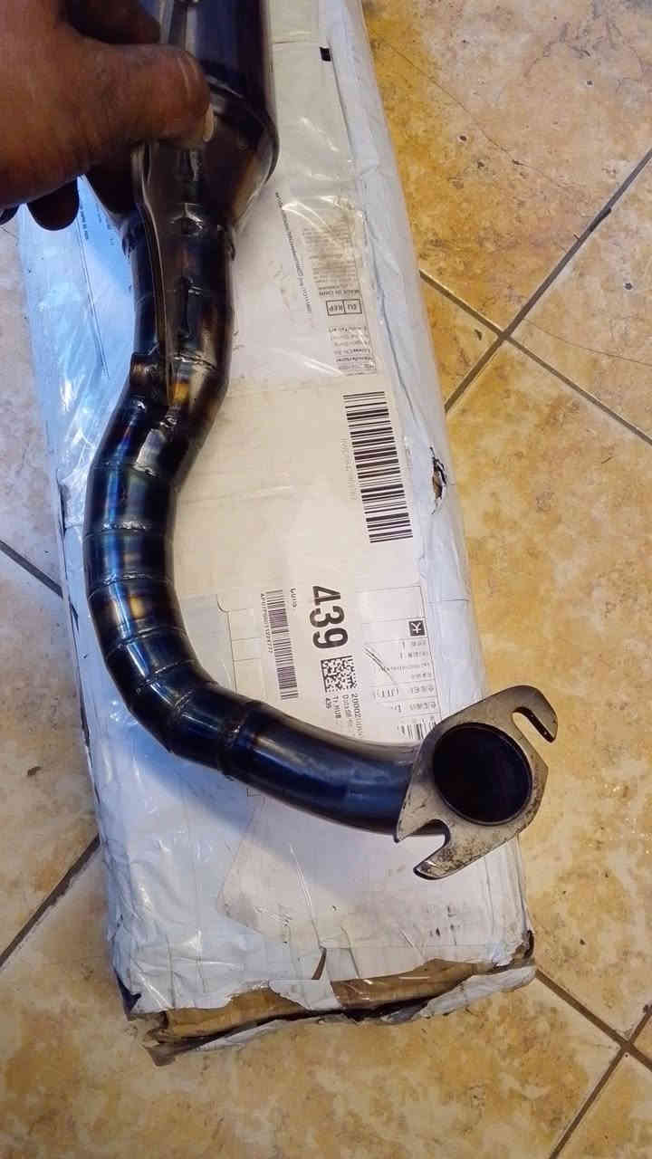 السلام عليكم شباب للبيع كزوب يطالي مال جميع دراجات 60 رياضي جديده غير مستعمله ***********واتساب
