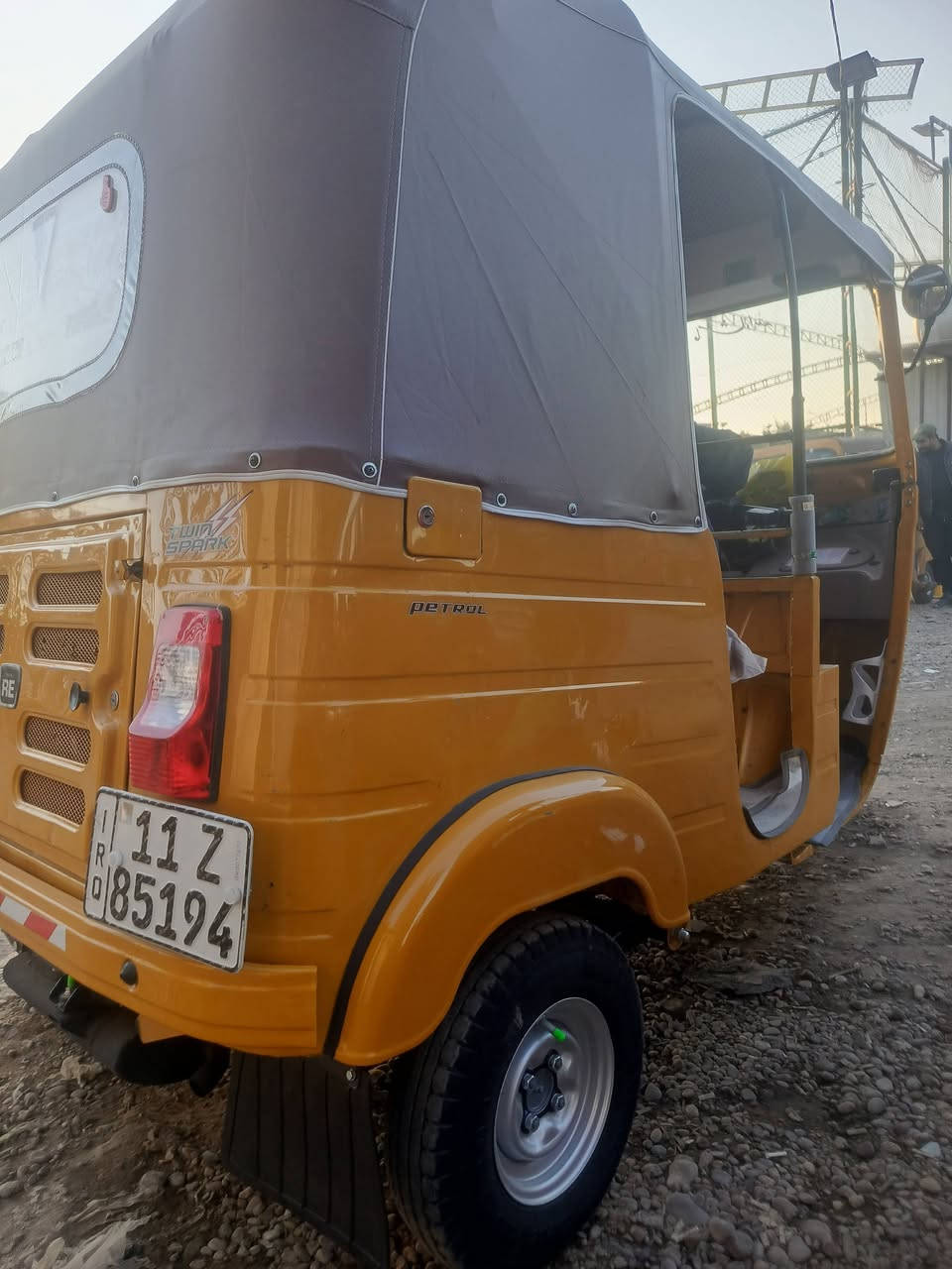 السلام عليك شباب تكتك 20مكفوله بس دوس امعمر رق اوسنويه مكان الغزاليه السعر7600اوبيهه مجال بسيط ***********
