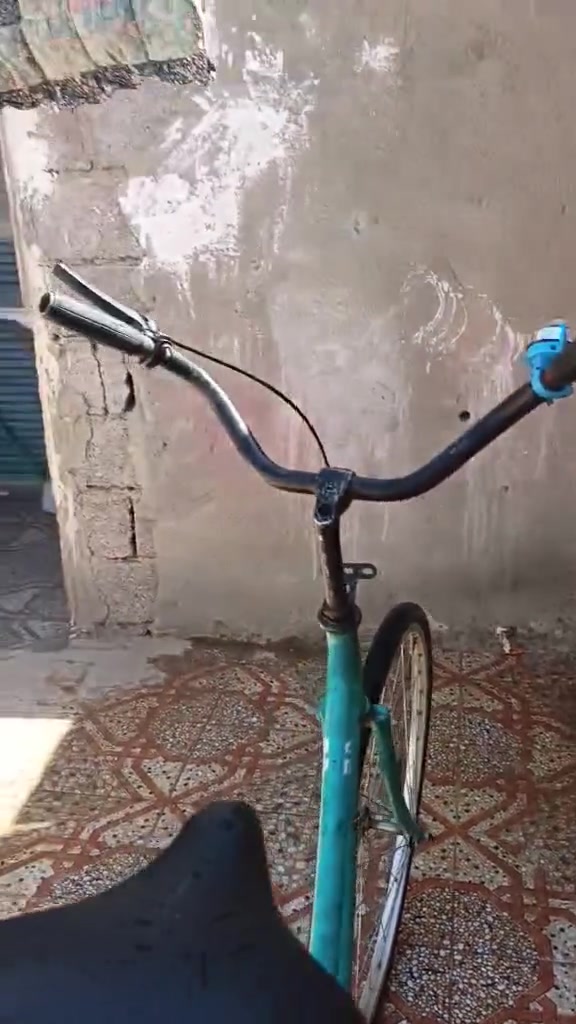 سلام عليكم بايسكل بناتي حجم 26 موديل 25 سعر 50 وبي مجال قليل جماعت 35 لاتعلقون مكاني كوت شارع النفط يم الحولي الجديد يم المستوصف الجديد مال حي الجواين كبال نزلت سياسين نواب الضباط


**إذا كنت صاحب هذا الإعلان وتريد حذفه لأي سبب، رجاءا أرسل رسالة إلى الدعم الفني**